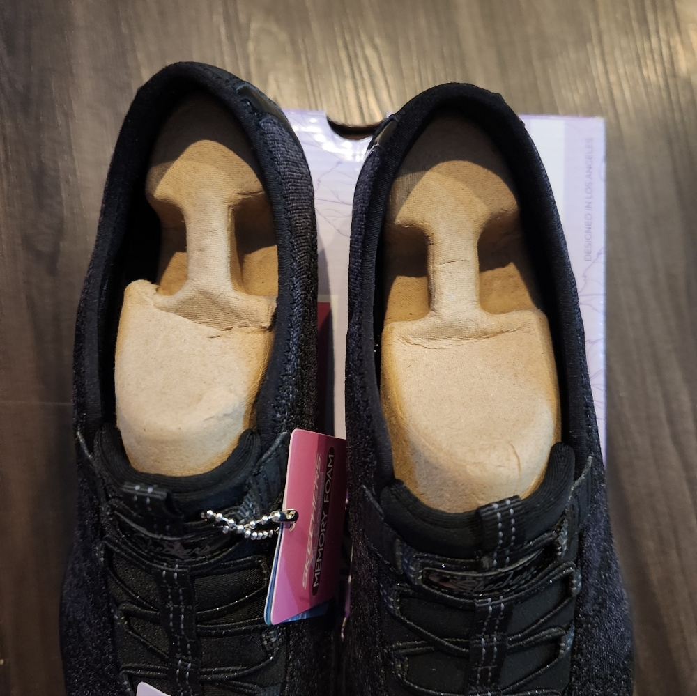 NWT Women's Skechers Size 8 - Picture 4 of 6